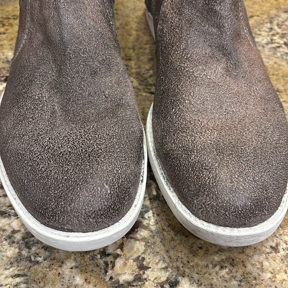 Bed Stu Vasari Men’s Chelsea boot size 9.5 NWT. Genuine suede leather main image 10